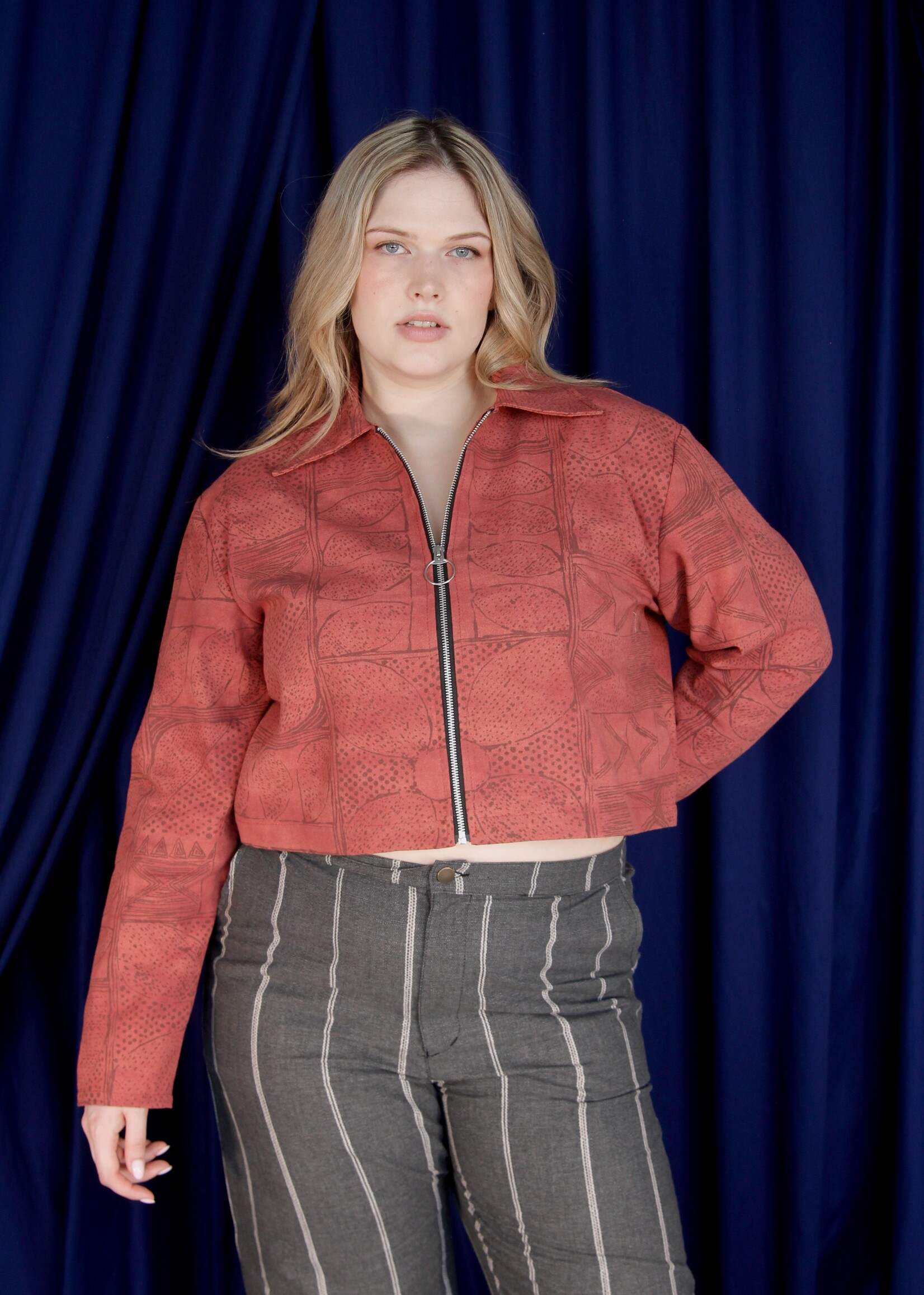 Studio Citizen Studio Citizen Zipper Jacket in Rust Block Print