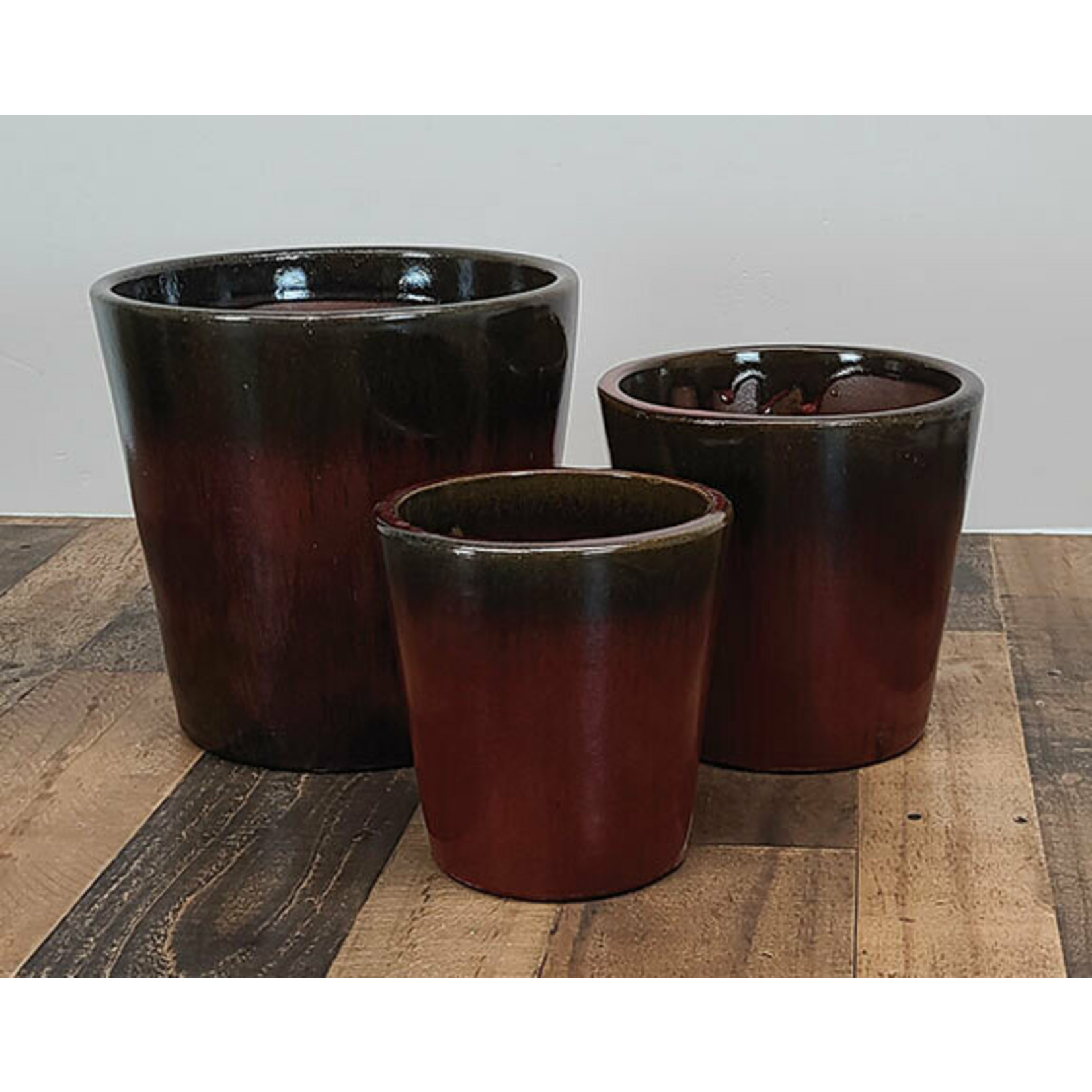 Ceramic tapered pots