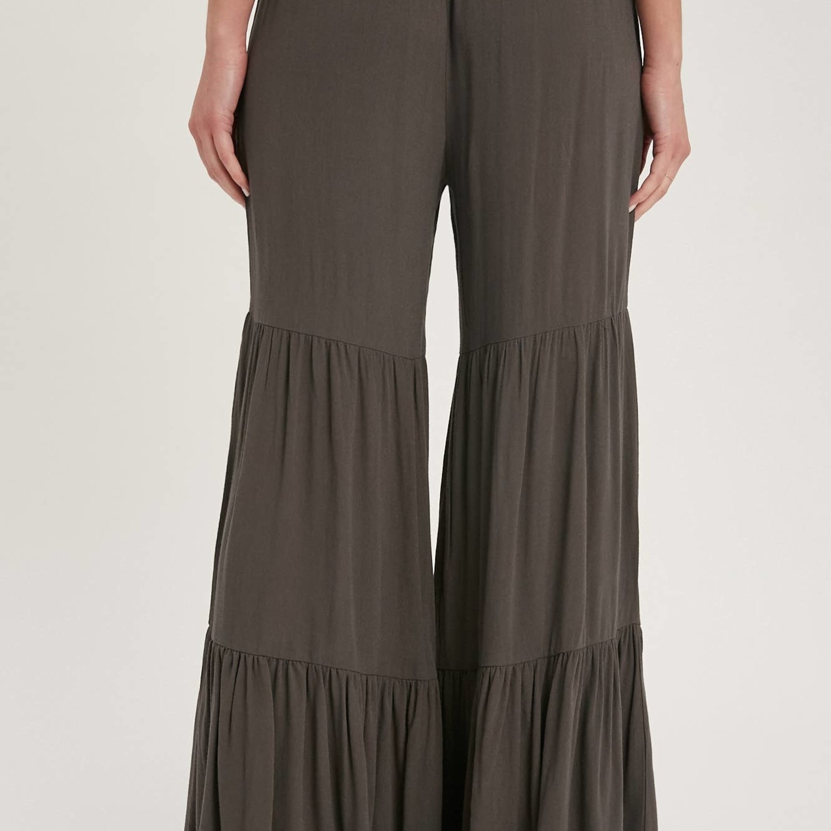 TIERED RUFFLE HIGH WAISTED WIDE-LEG 