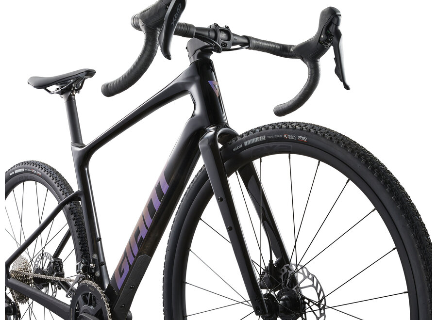 Giant Revolt  Advanced 2 -  Carbon