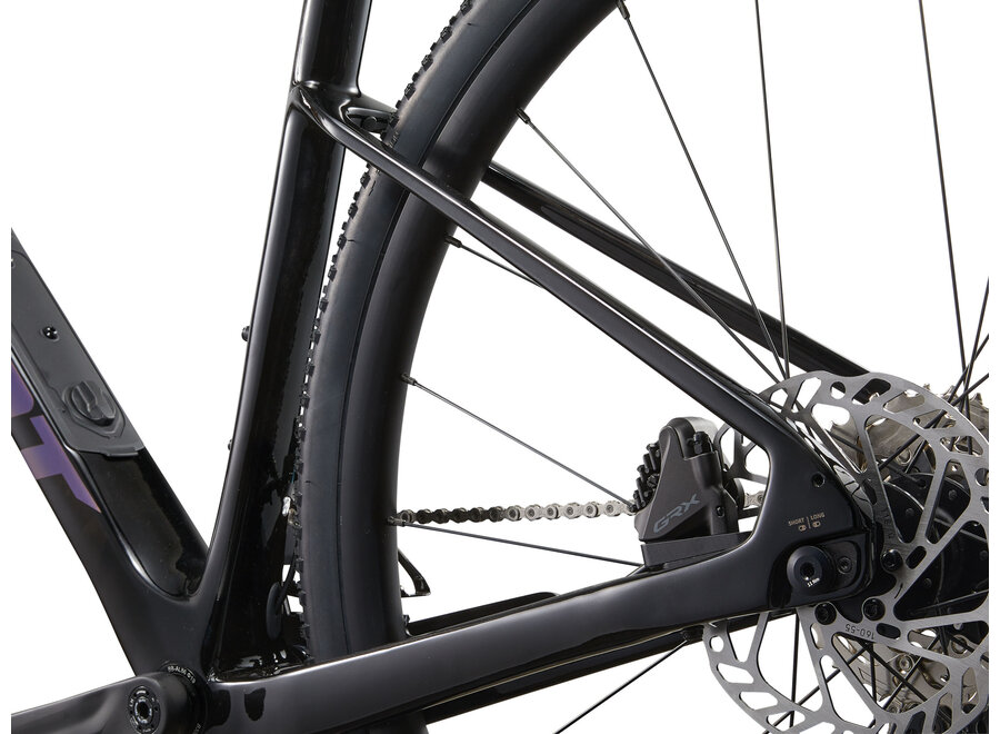 Giant Revolt  Advanced 2 -  Carbon