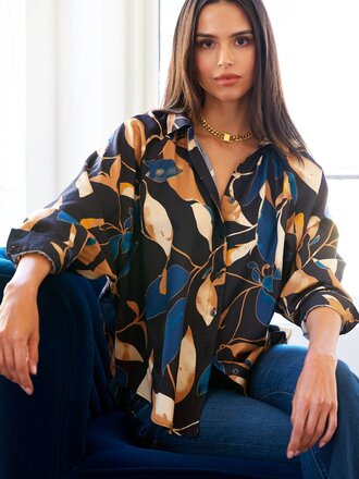 Finley Dylan Dolman Shirt