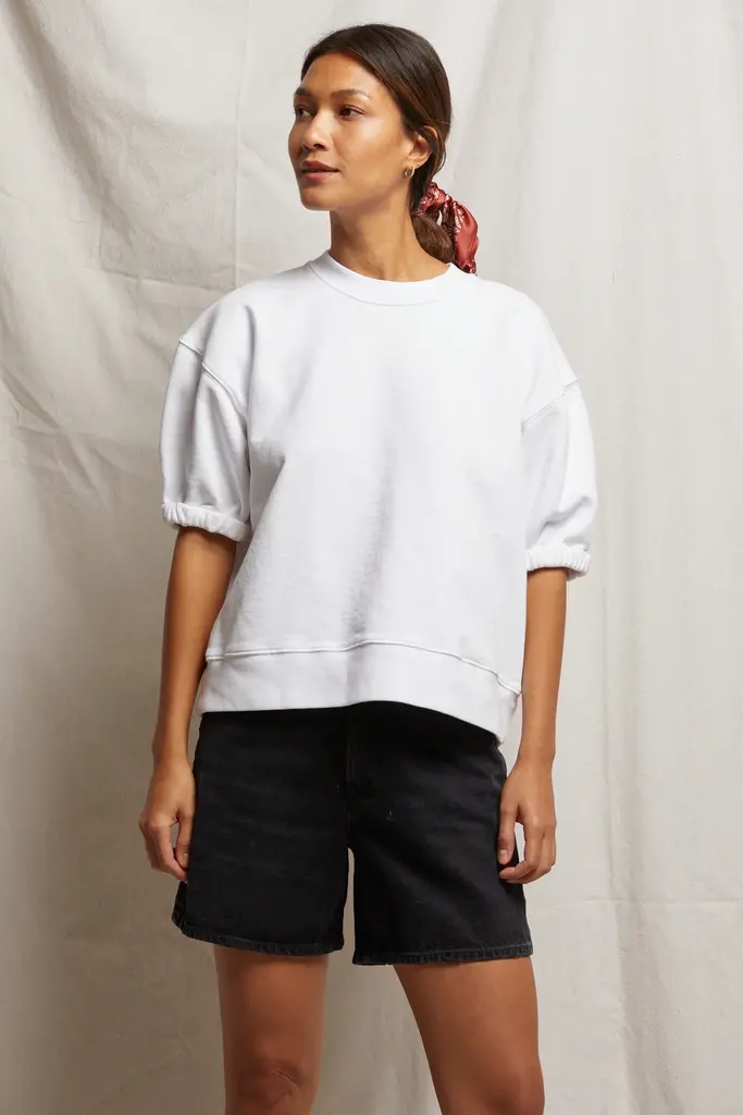 Perfect White Tee Rebecca Sweatshirt
