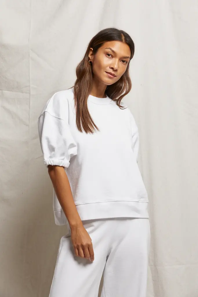 Perfect White Tee Rebecca Sweatshirt
