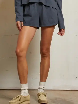 Perfect White Tee Liz Short