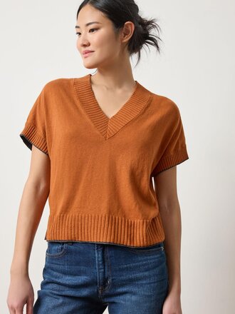 Lilla P Short Sleeve V-Neck Sweater