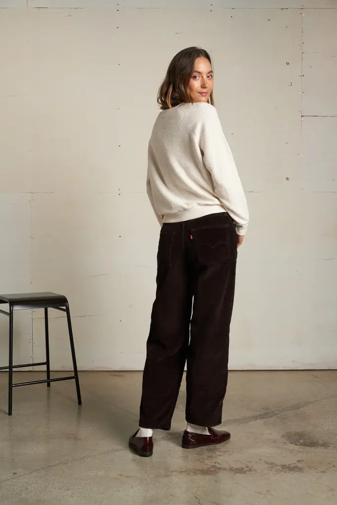 Perfect White Tee Zuri Sweatshirt