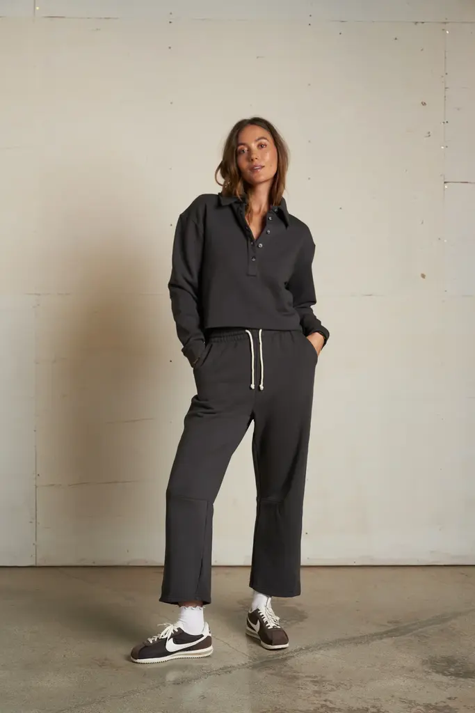 Perfect White Tee Vinny Collared Sweatshirt