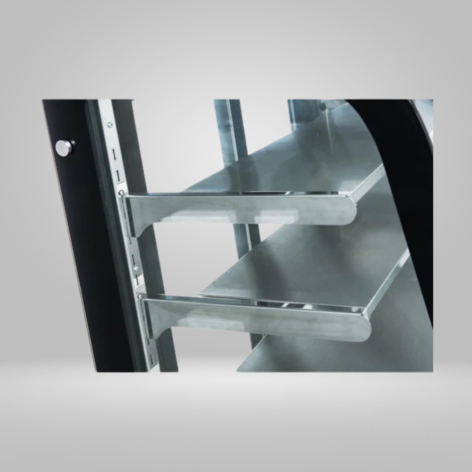 DUKERS DUKERS - Curved Glass 60" Cake Showcase