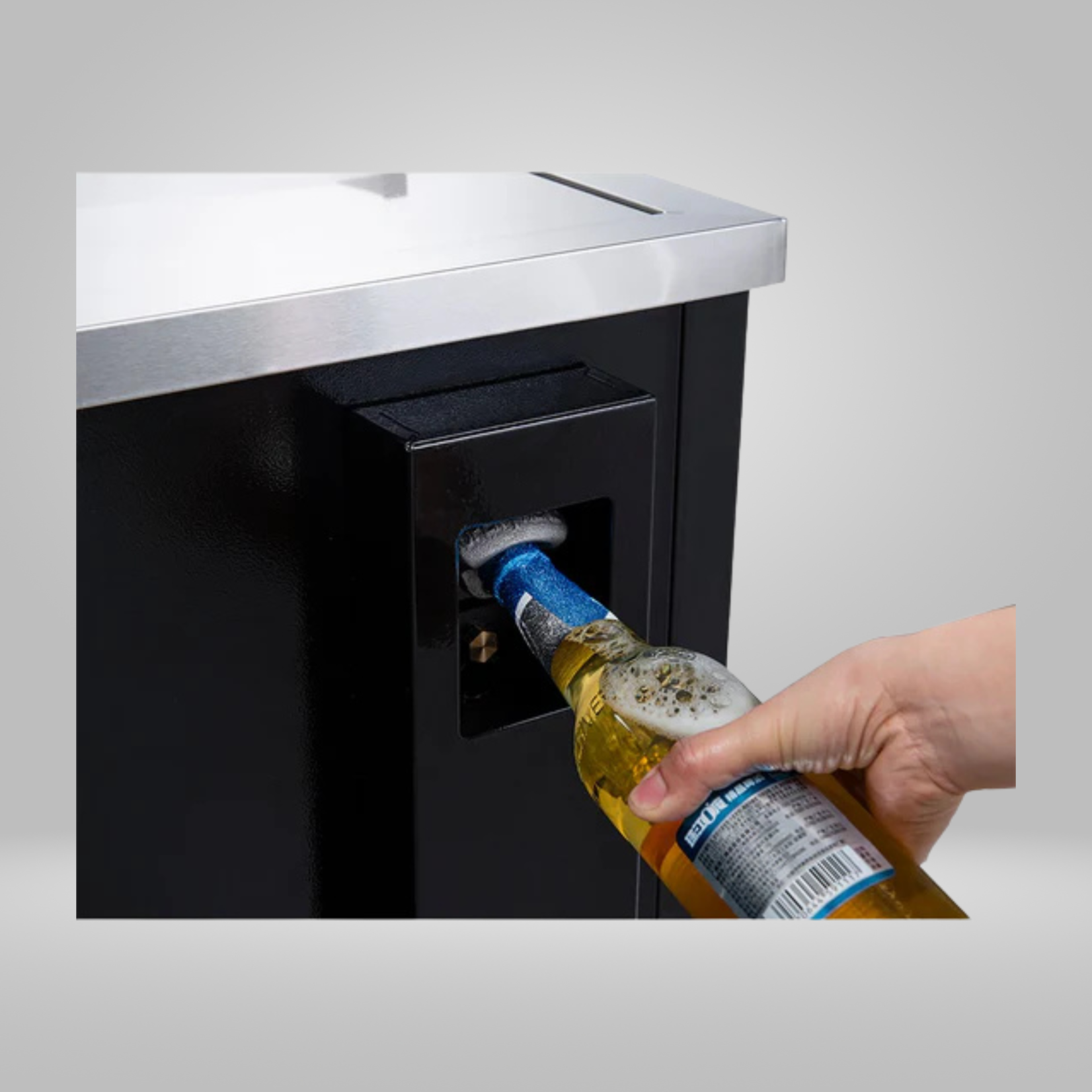 DUKERS DUKERS  - 65" Bottle Cooler