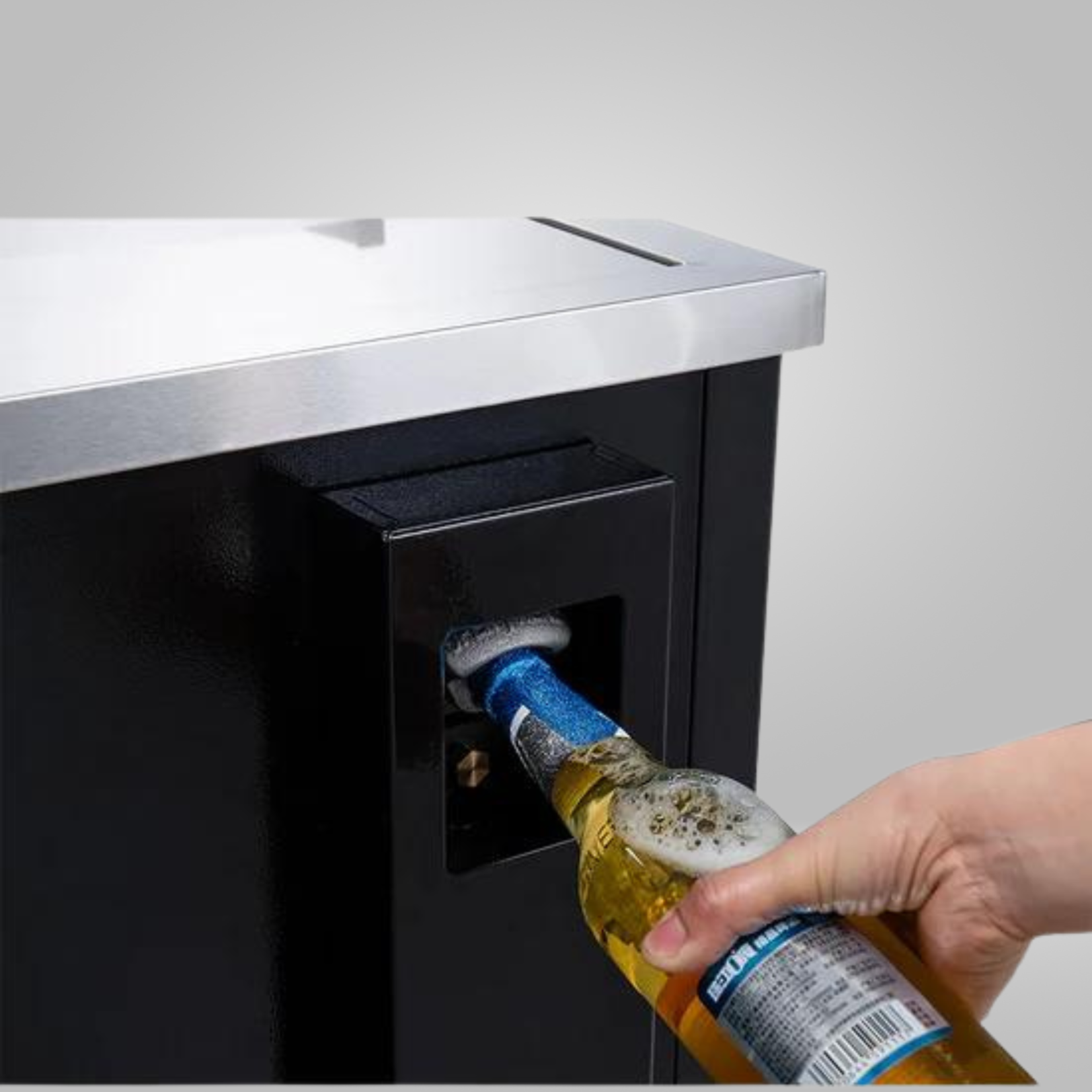 DUKERS DUKERS - 50" Bottle Cooler