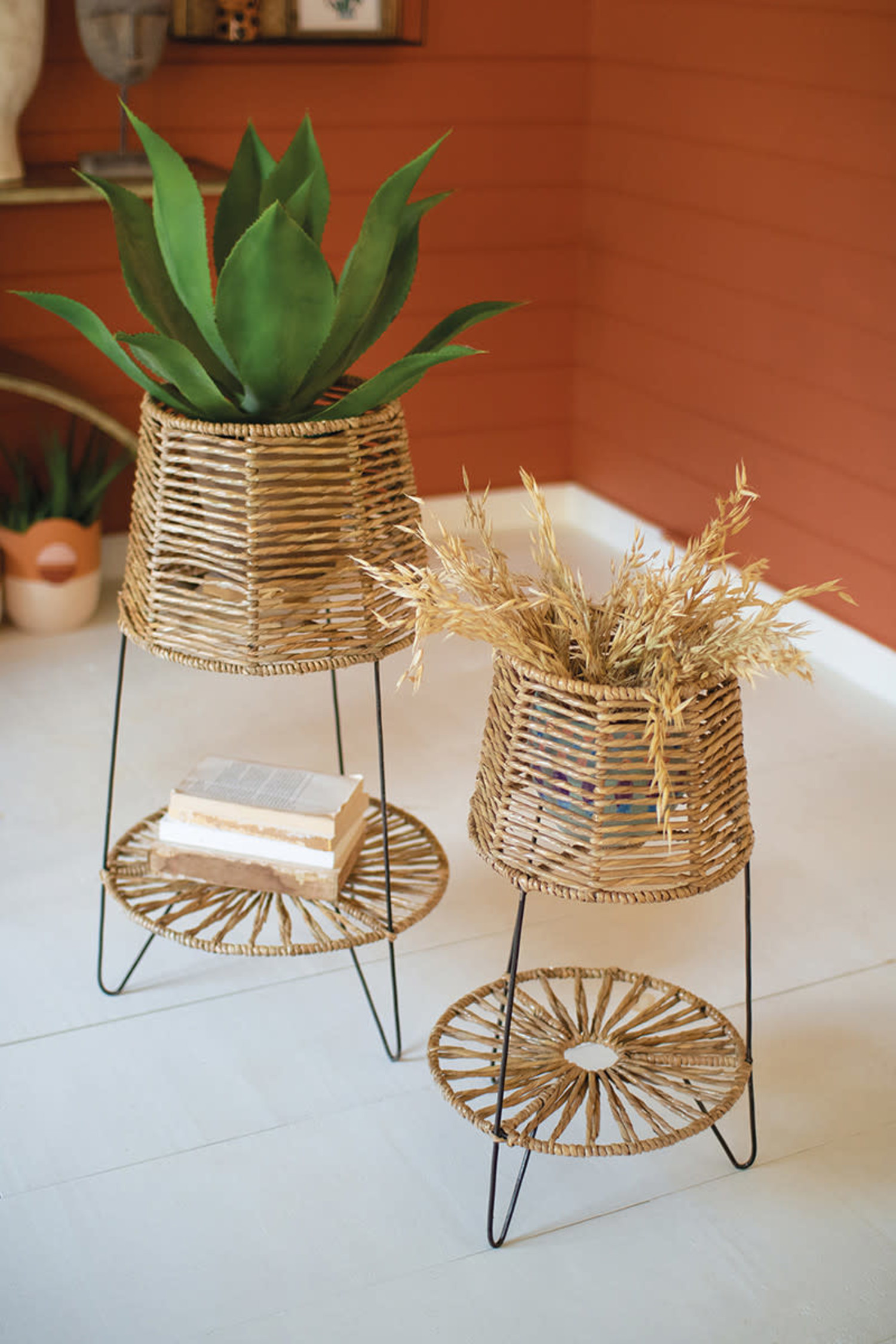 Seagrass Iron Plant Stand - Jes Living