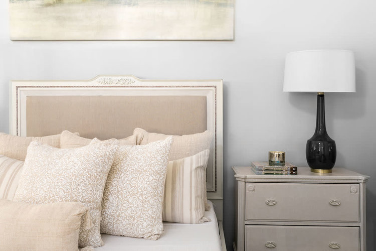 Beyond Borders Adele Bed,