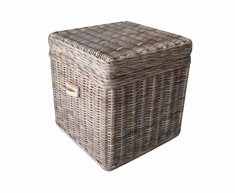 Kubu End Table Trunk