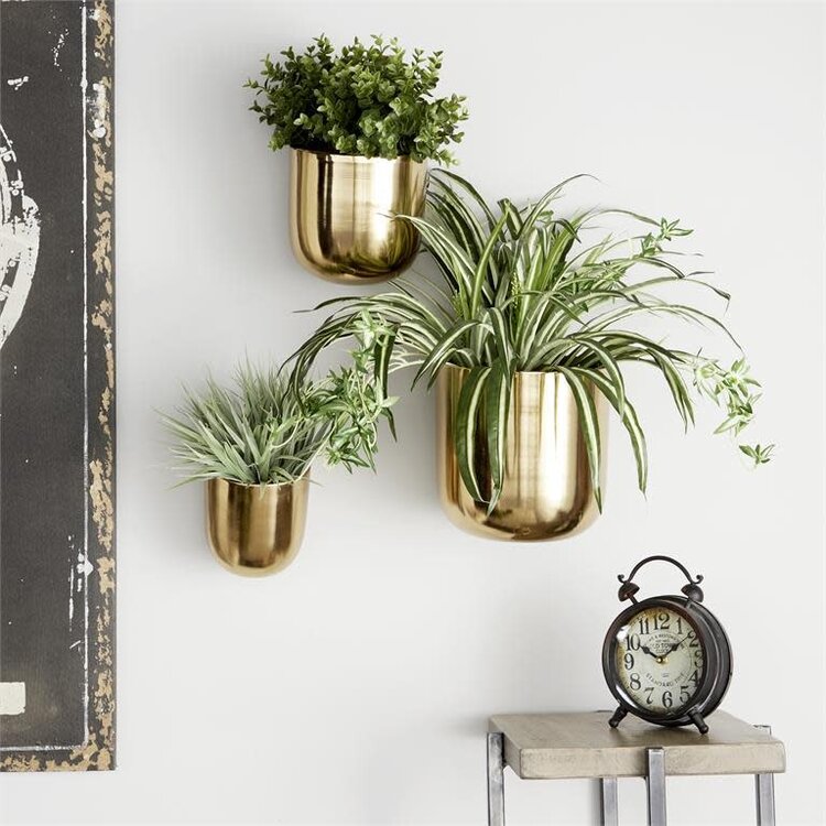 Gold Metal Indoor/Outdoor Floating Wall Planter
