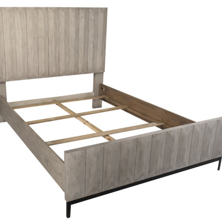 Aldwell Bed, Queen Light Grey Wash