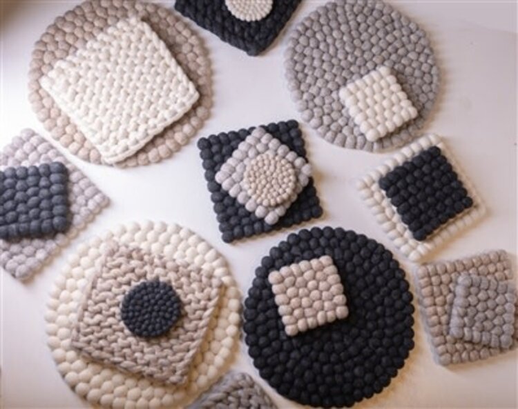 Plain Trivet Natural Wool