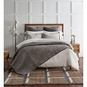 Rayden Queen Duvet Cover