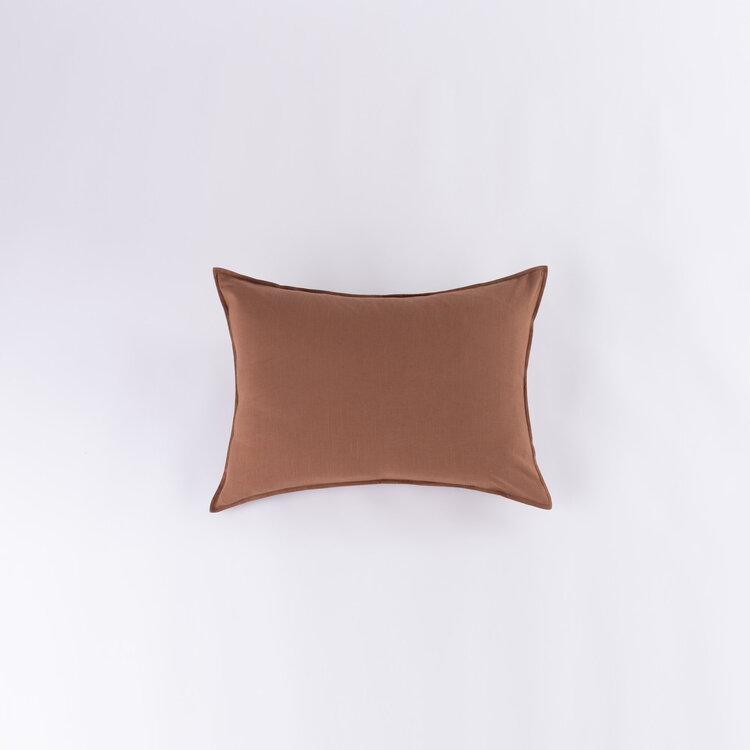 Baker Standard Sham, Saddle