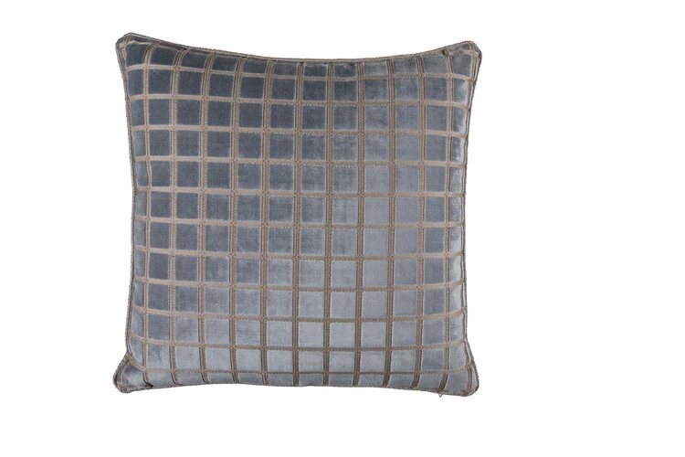 Checkered Chambray Feather, 22" x 22"