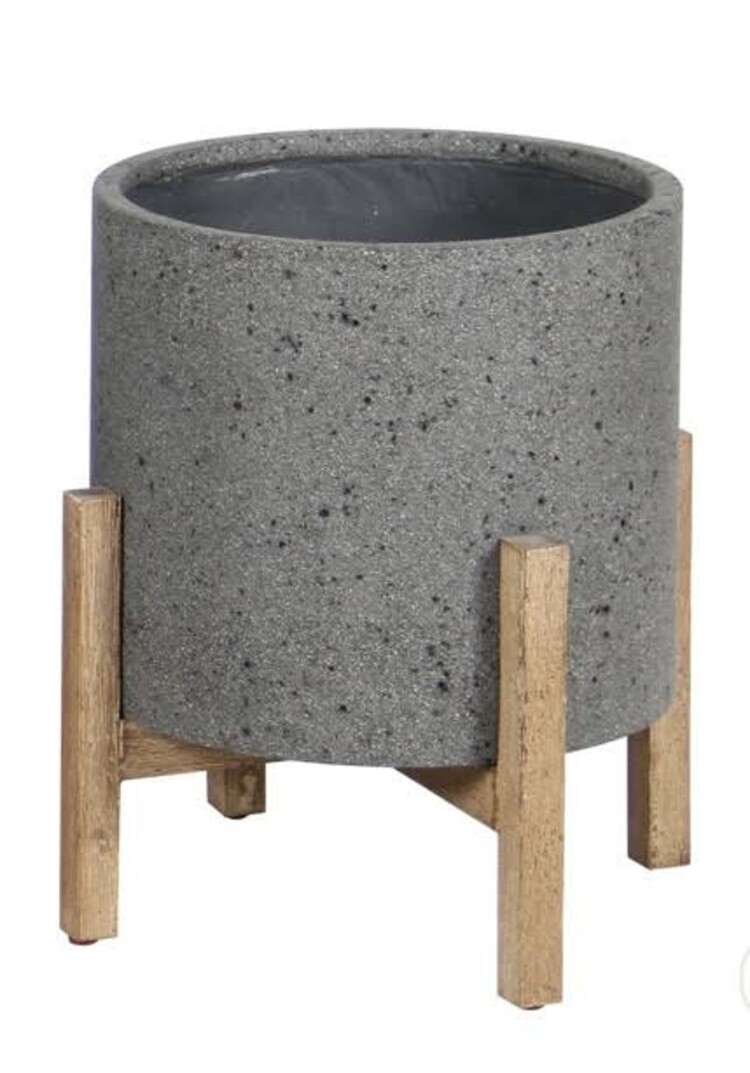 Patio Round Standing Pot