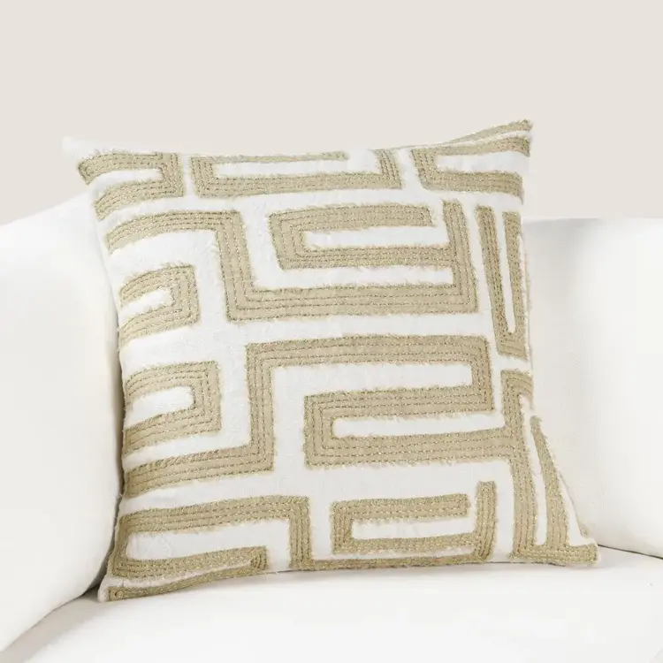 VC Mateo Metallic Gold Pillow, 22" x 22"