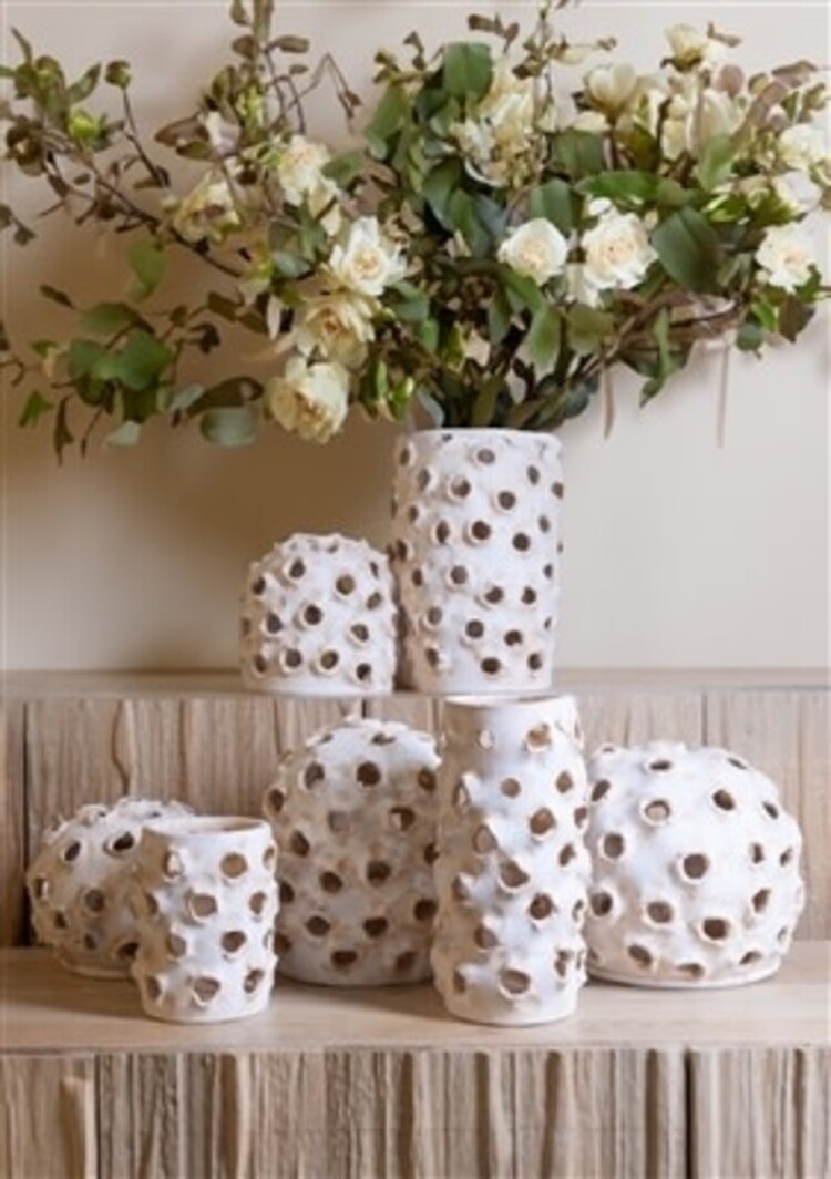 Large Cylinder Object w/ Holes