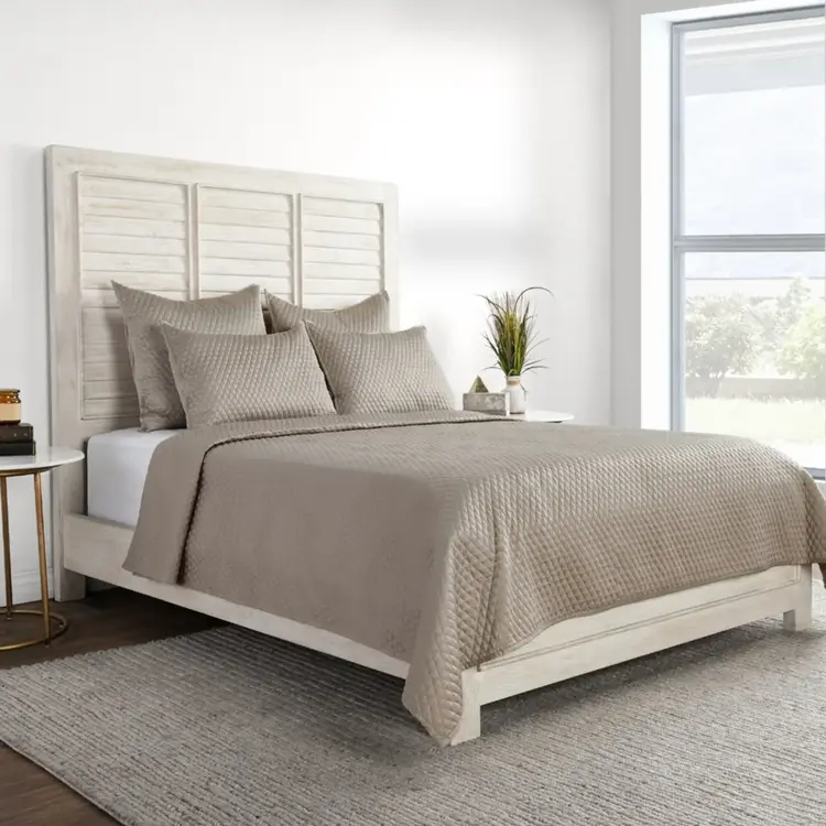 Diamond Quilt Set, Pebble King (3 Euro Shams included)