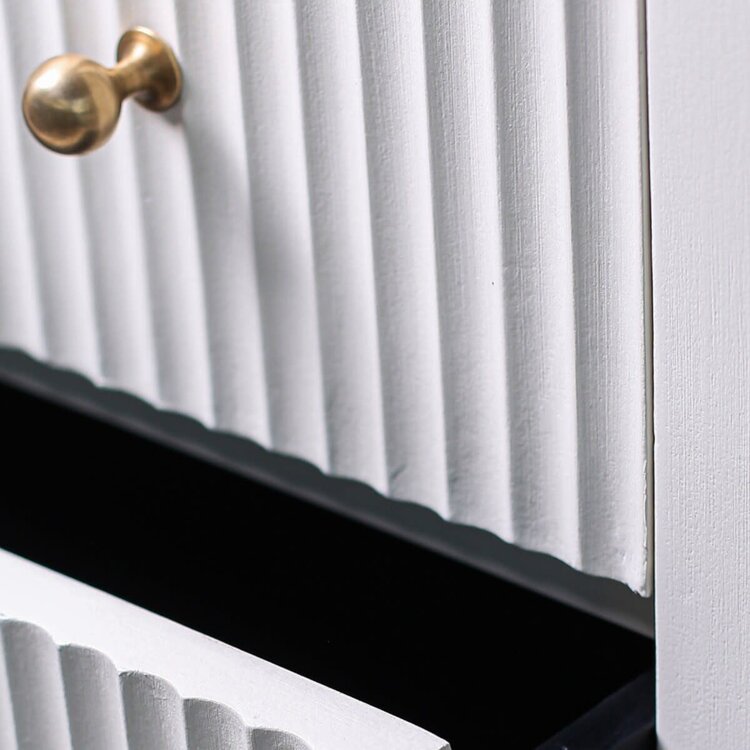 Jes & Gray Suzanne Scalloped Nightstand