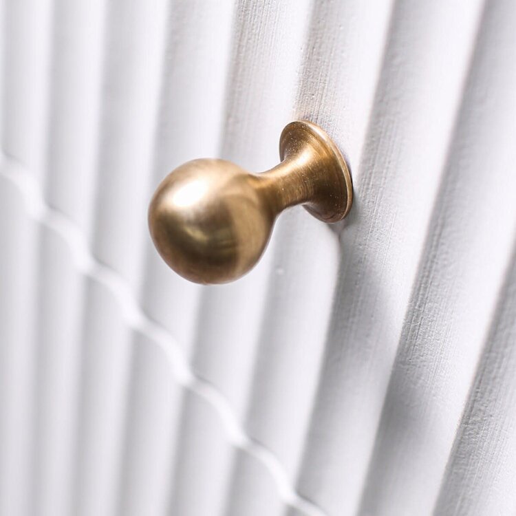 Jes & Gray Suzanne Scalloped Dresser