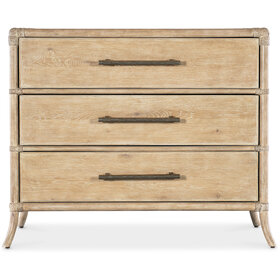 Retreat Pole Rattan Chest