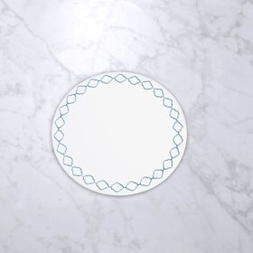 VIDA Round Embroidered Quatrefoil Placemat