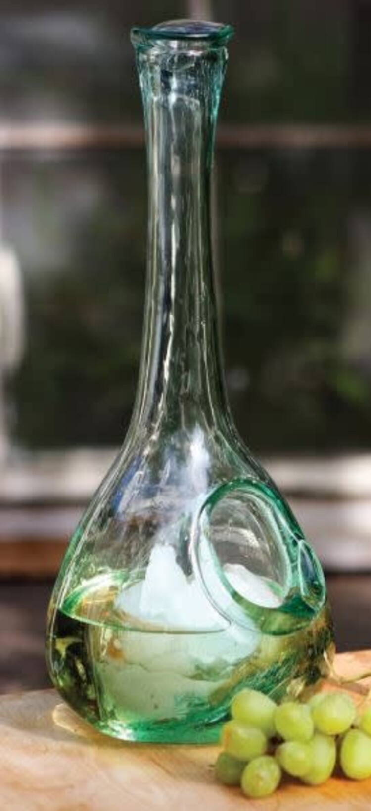 White Wine Glass Decanter with Ice Pocket