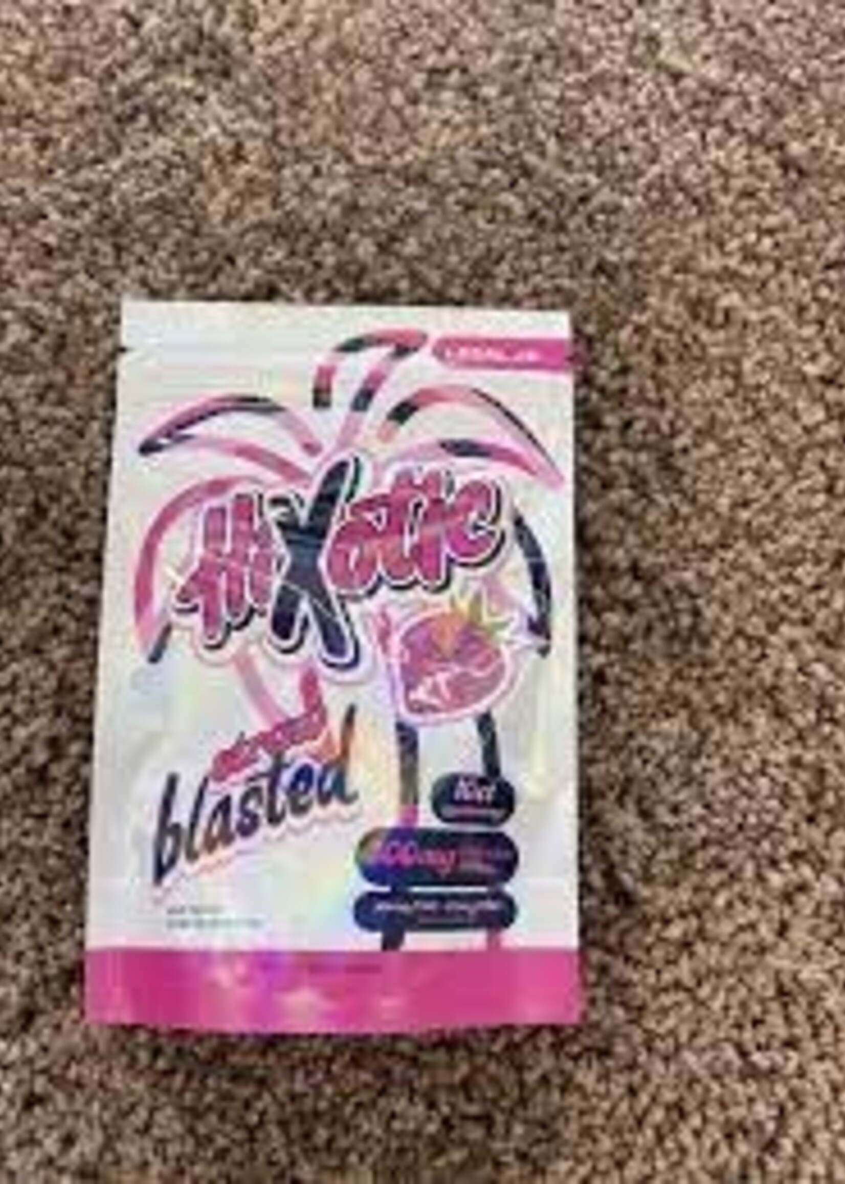 HiXotic HiXotic 2ct 60mg D9-CBD Gummies Straw Blasted