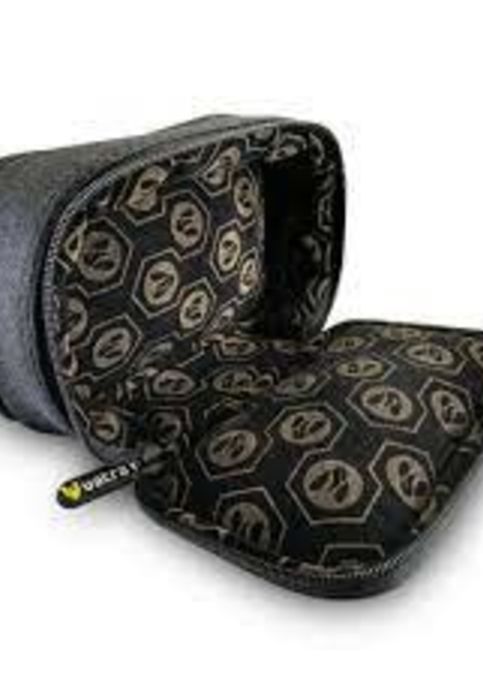 Vatra Vatra Case Large 7" Domino Assorted Colors