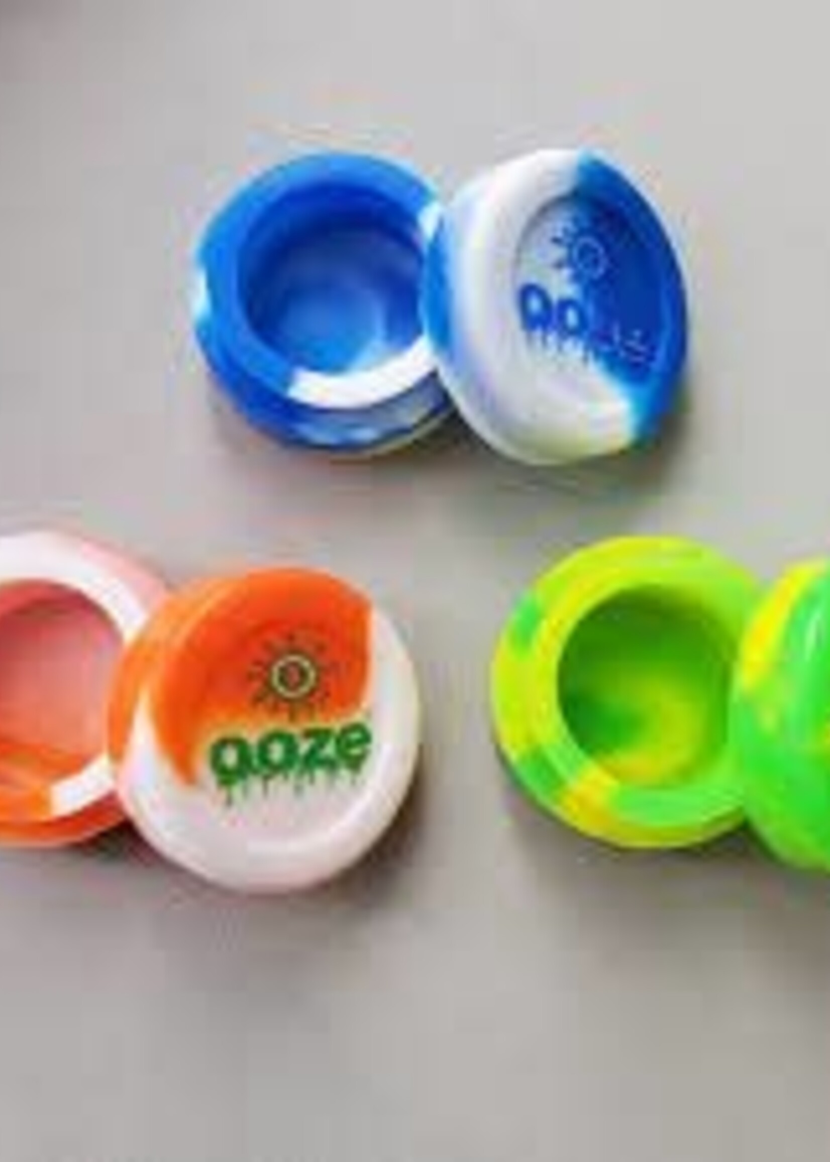 Ooze Ooze Tie Dye Silicone Container