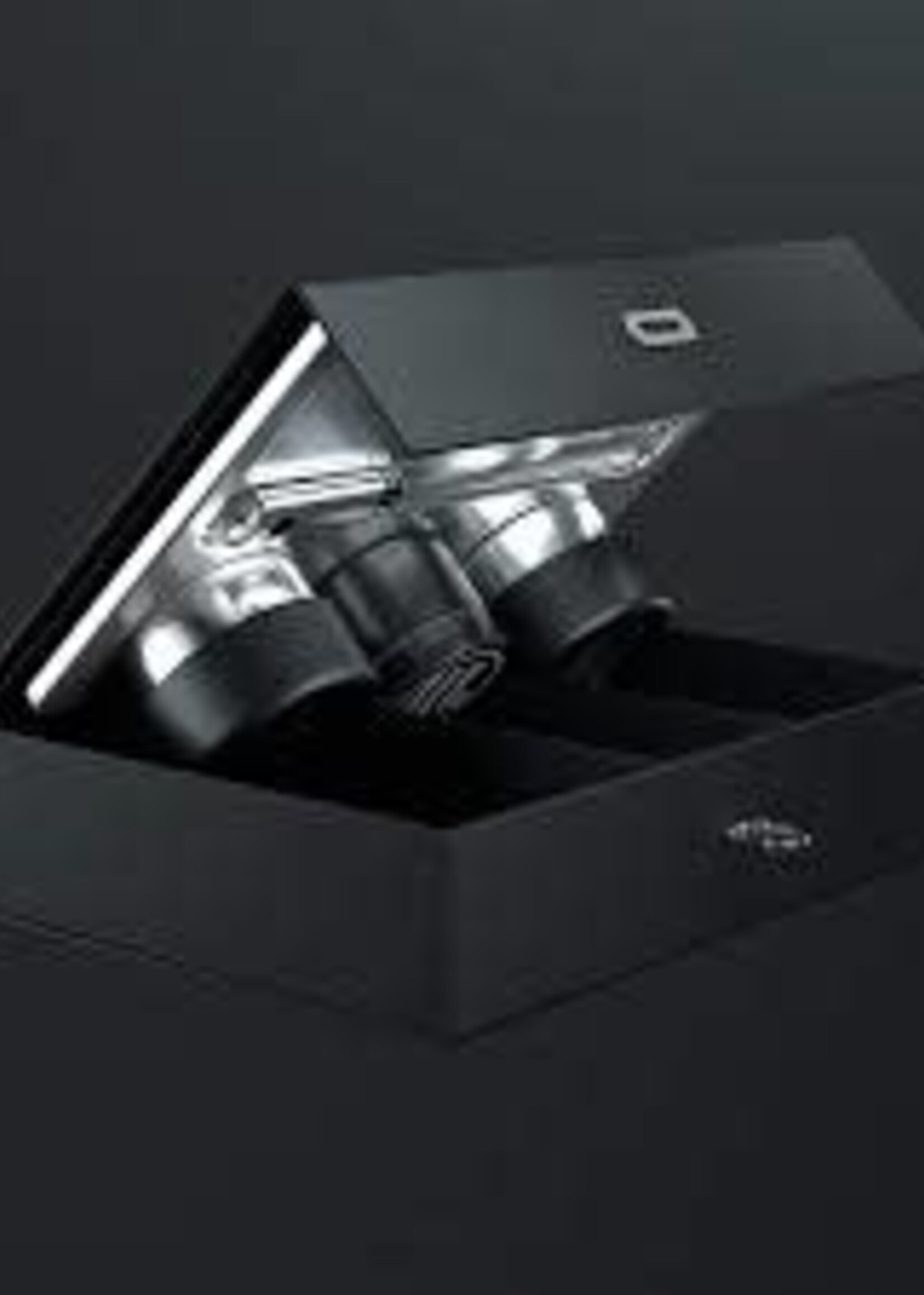 Myster The Stashtray Magnetic Rolling Station By Myster