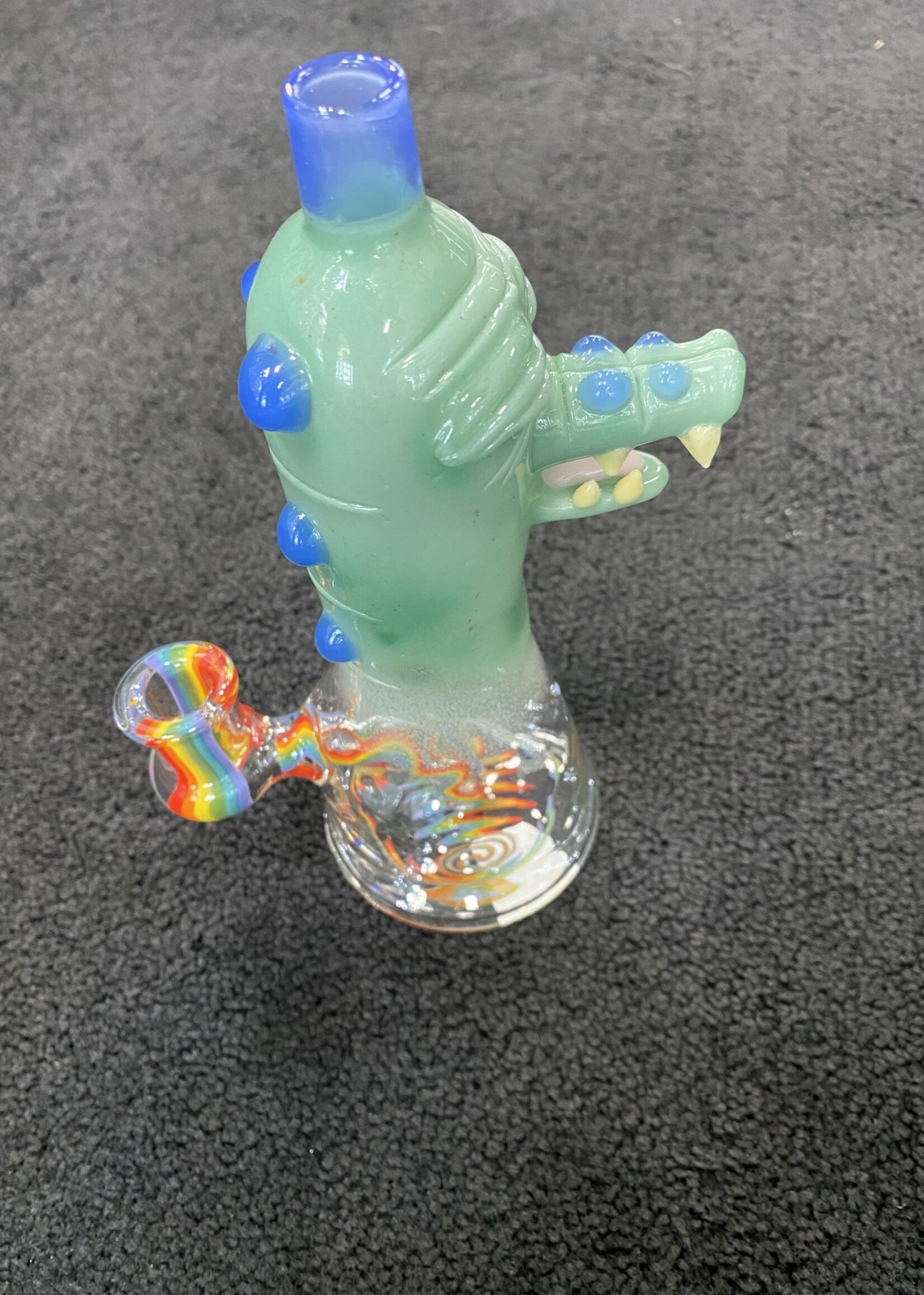 Aaron U Glass Aaron U Glass Large Green Worked Gator Waterpipe