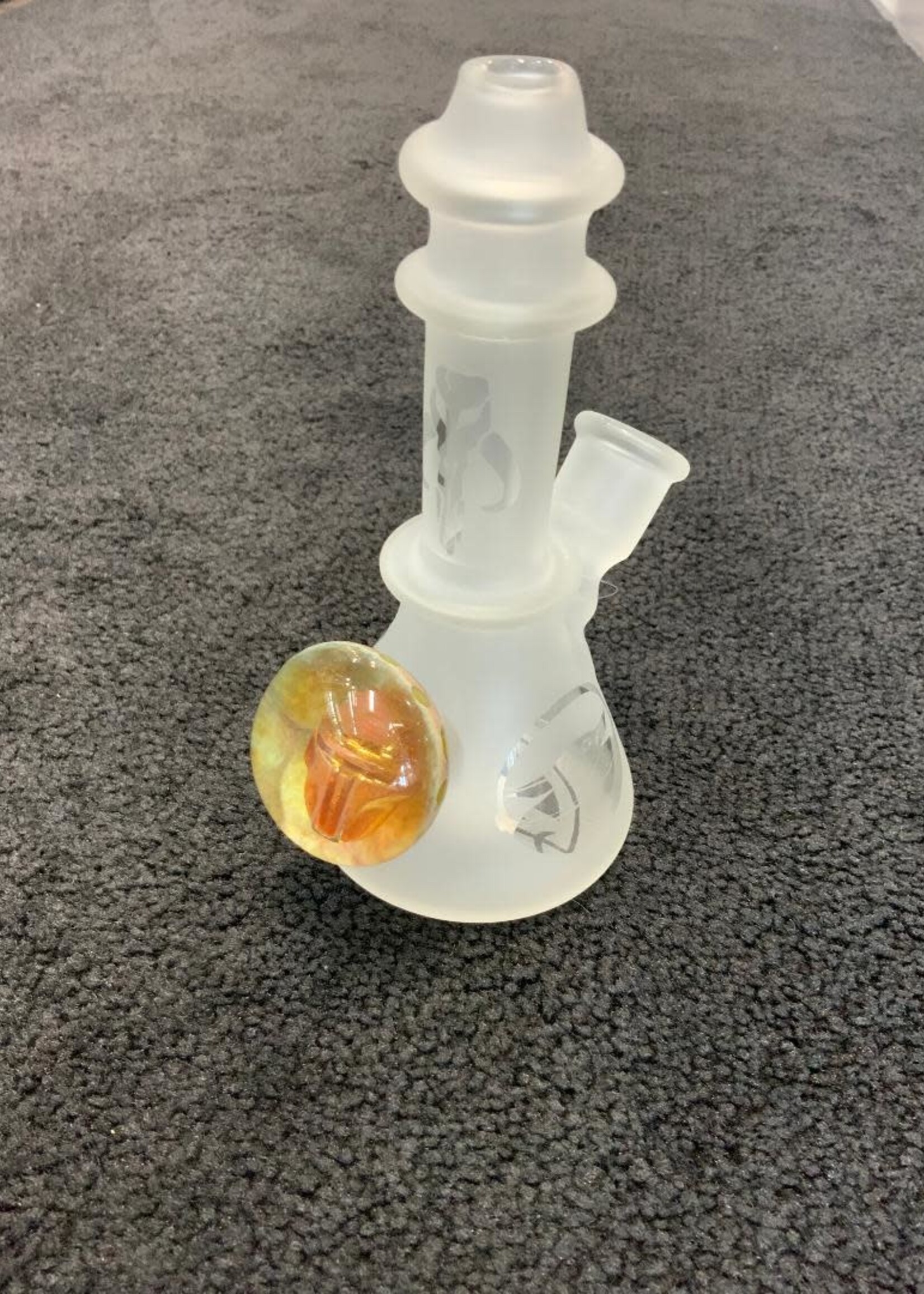 Kevin Beecher Kevin Beecher Mandalorian Frosted UV Waterpipe