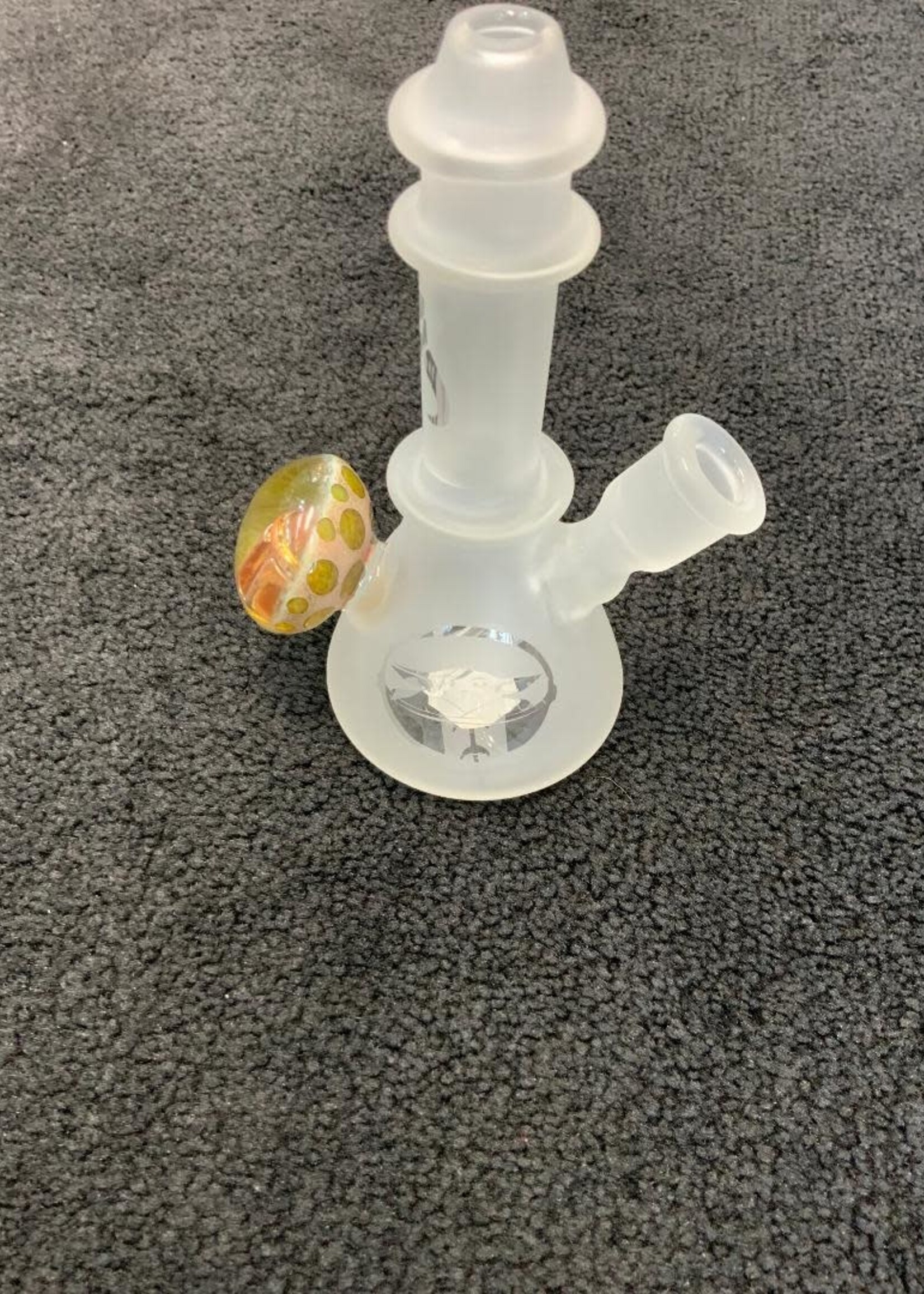 Kevin Beecher Kevin Beecher Mandalorian Frosted UV Waterpipe