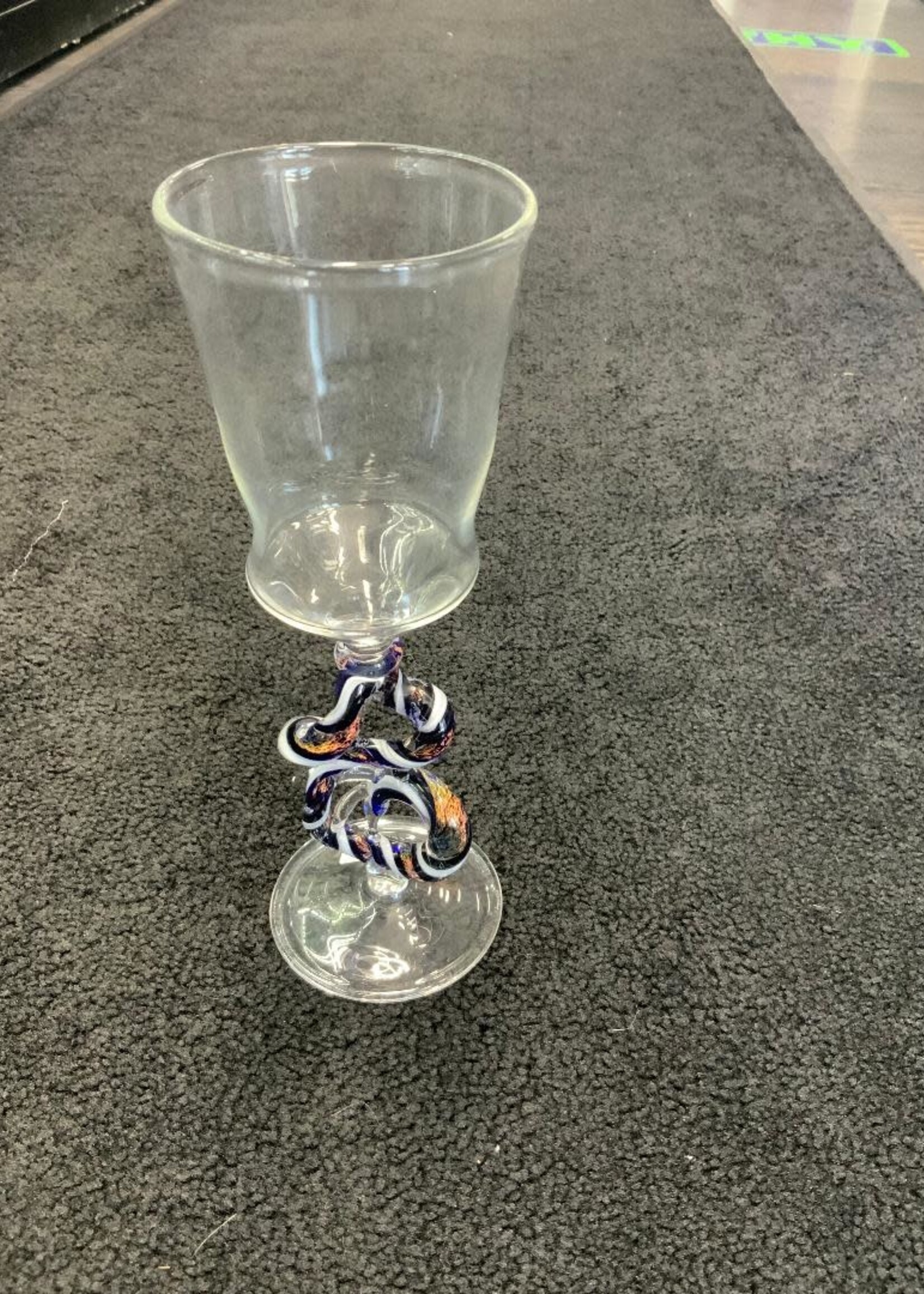 Kevin Beecher Kevin Beecher Dirco Ribbon Cane Wine Glass