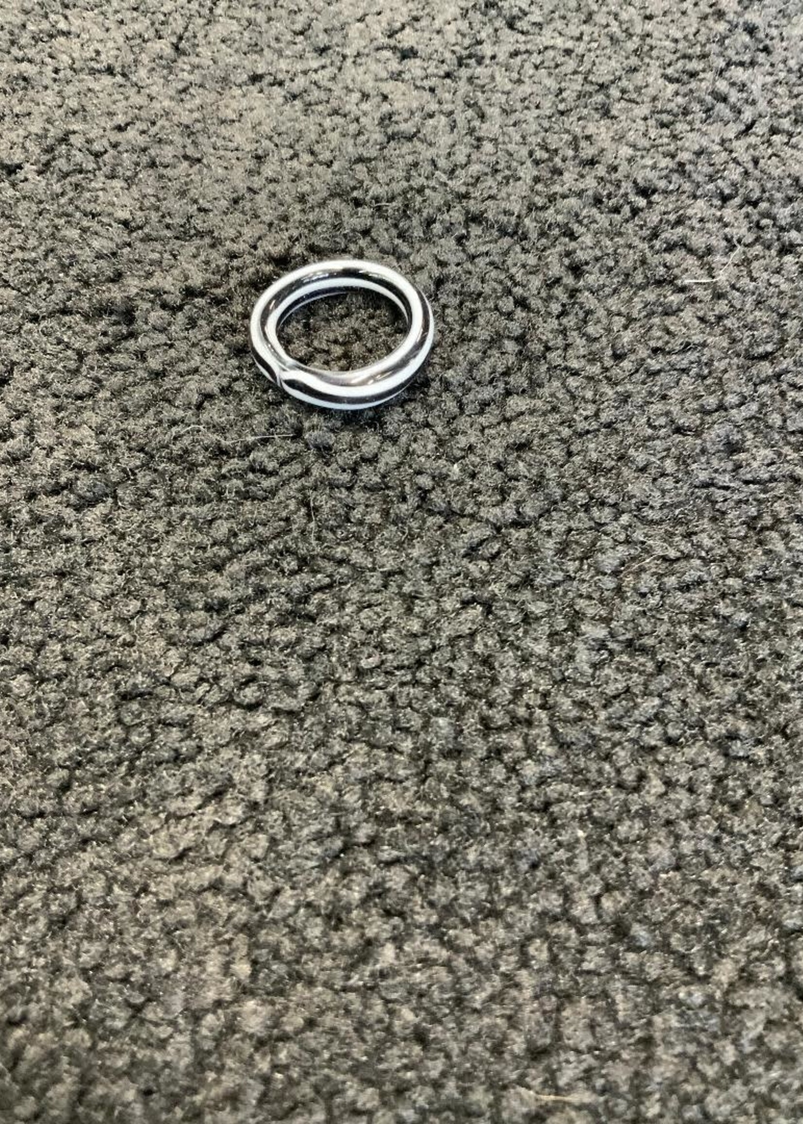 Kevin Beecher Kevin Beecher Black and White Glass Ring