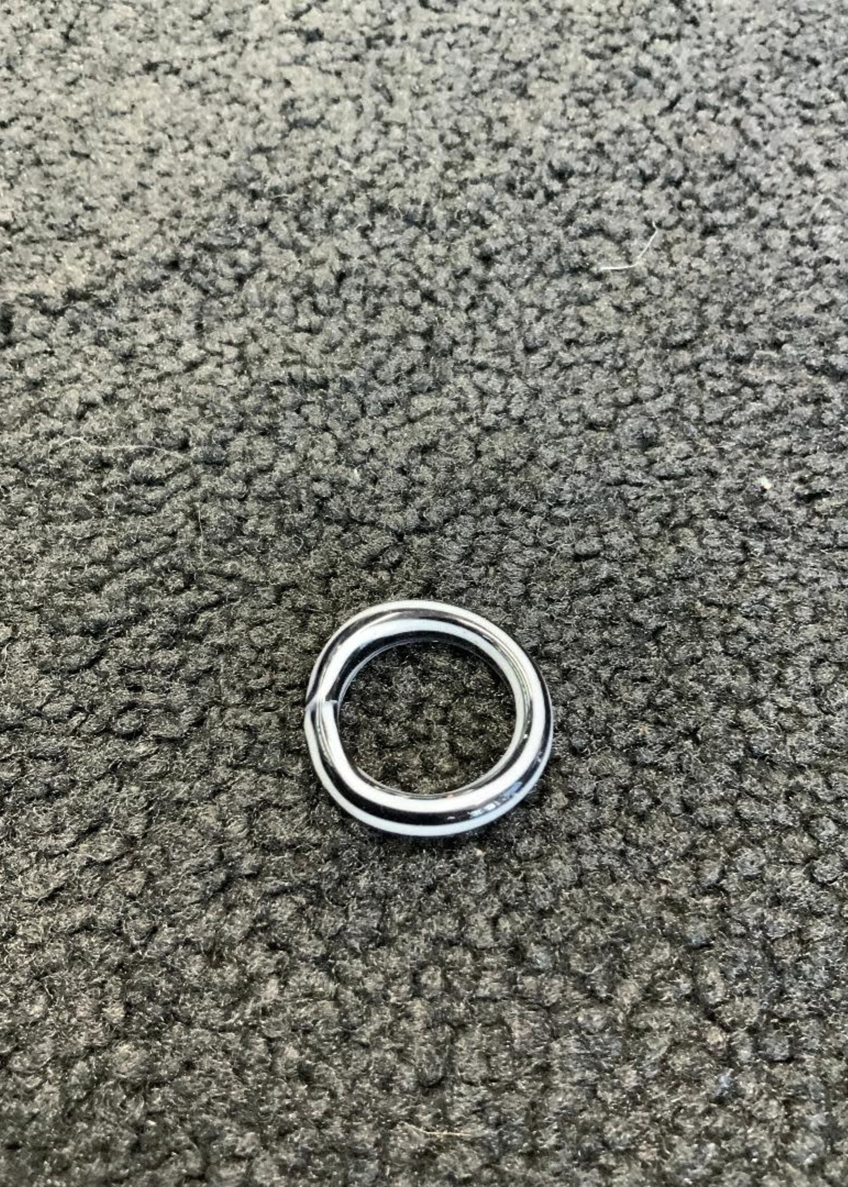 Kevin Beecher Kevin Beecher Black and White Glass Ring