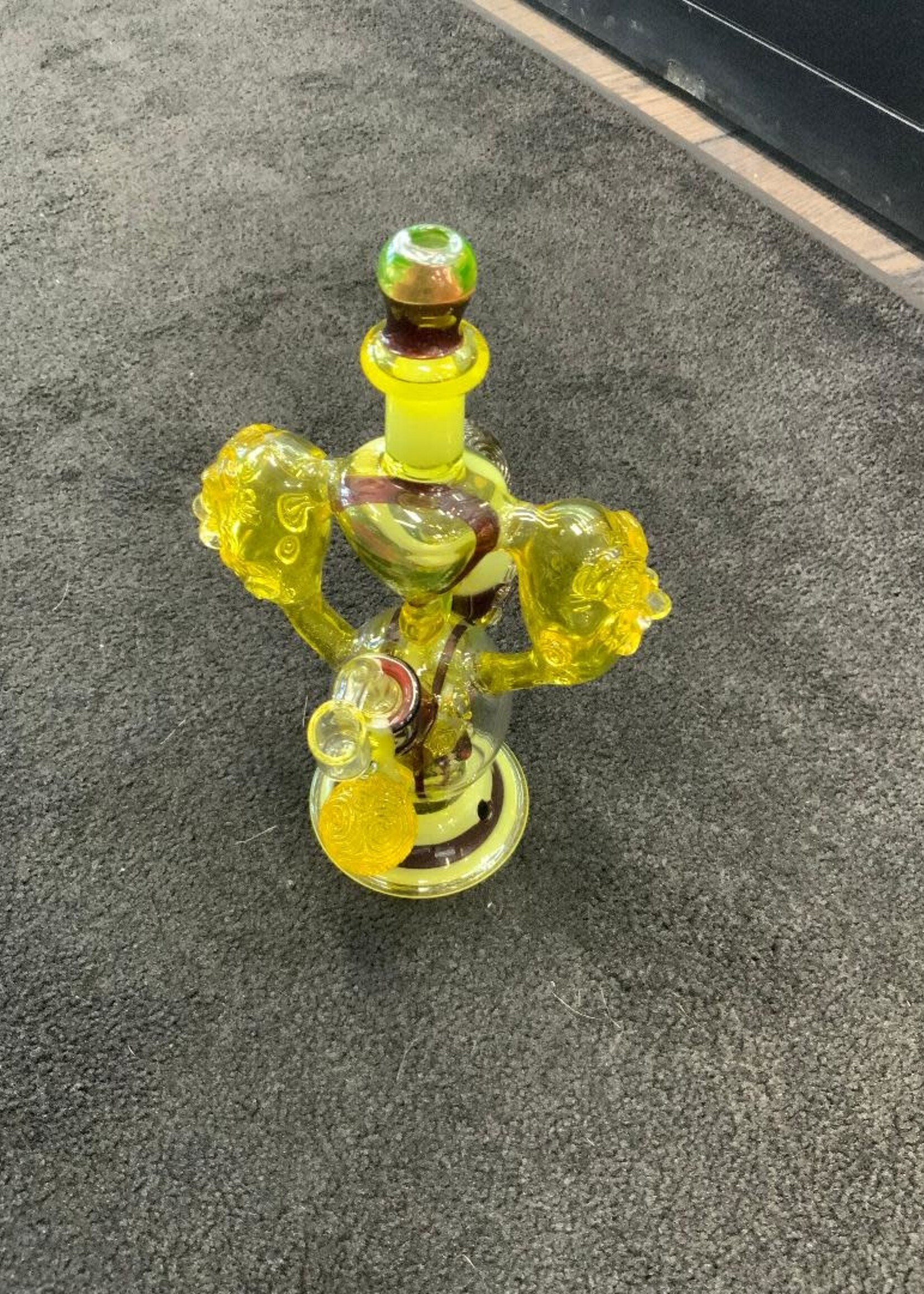 Kevin Beecher Kevin Beecher Collaboration CFL/UV 4 Beaker Recycler Waterpipe