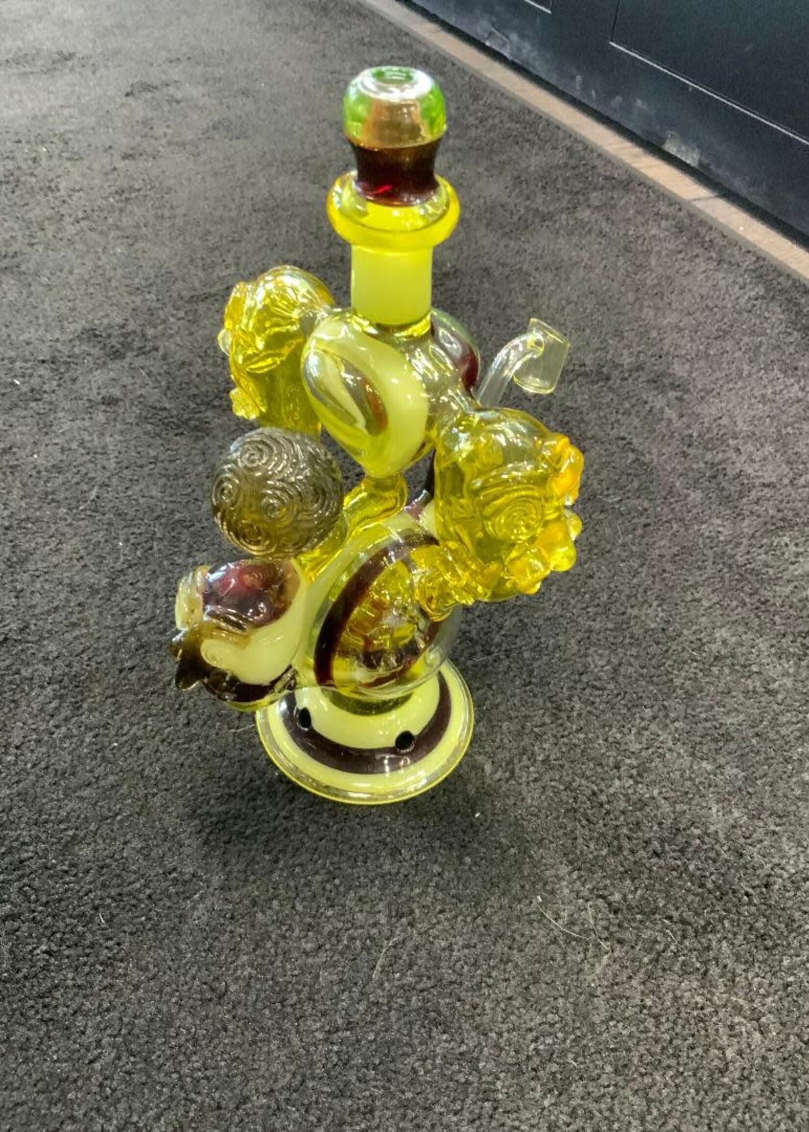 Kevin Beecher Kevin Beecher Collaboration CFL/UV 4 Beaker Recycler Waterpipe