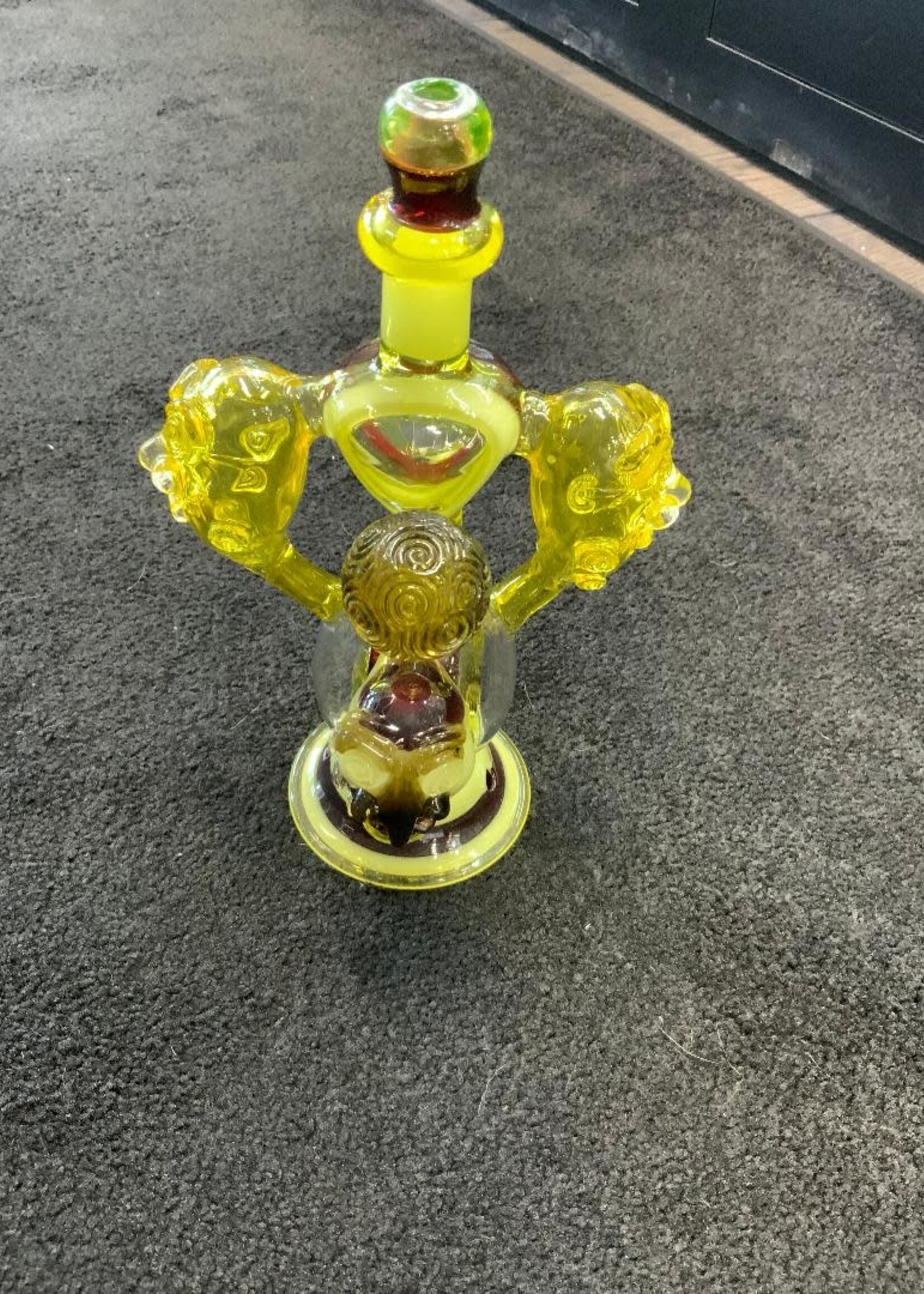 Kevin Beecher Kevin Beecher Collaboration CFL/UV 4 Beaker Recycler Waterpipe