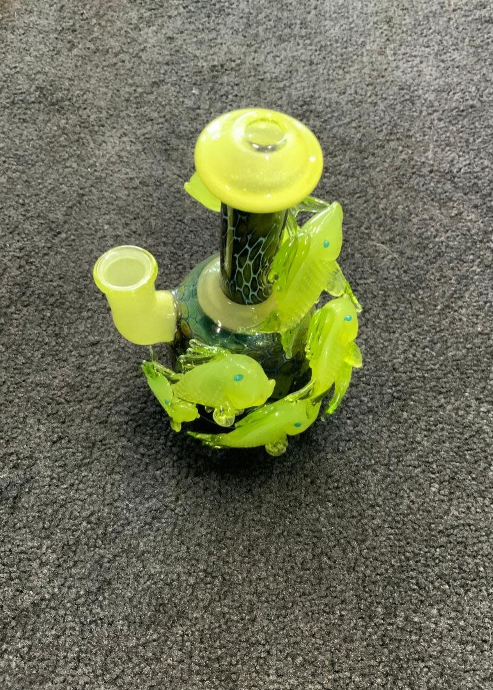 Kevin Beecher Kevin Beecher Collaboration UV Green/Pink CFL School Fish Waterpipe