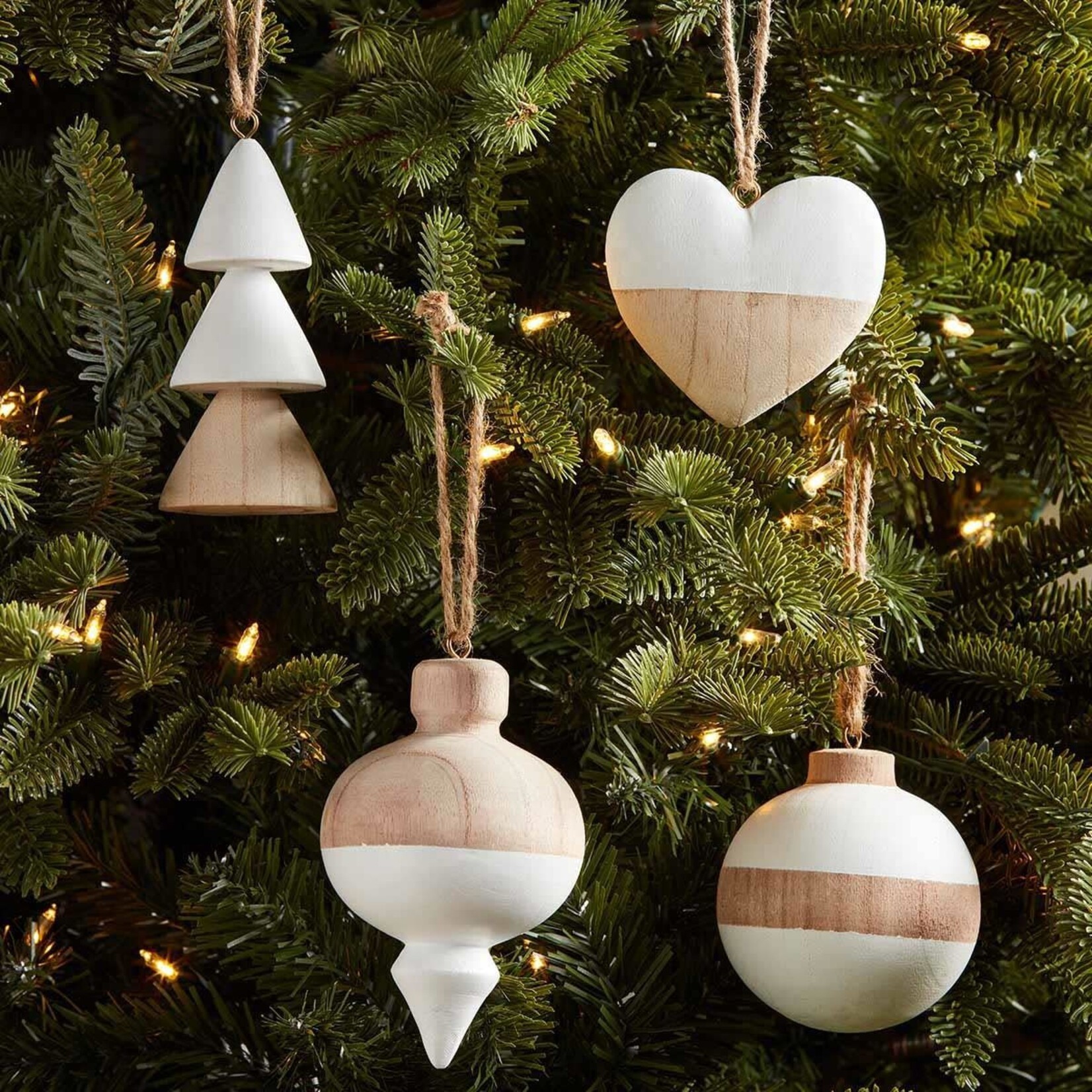 Mud Pie Heart Paulownia Ornament