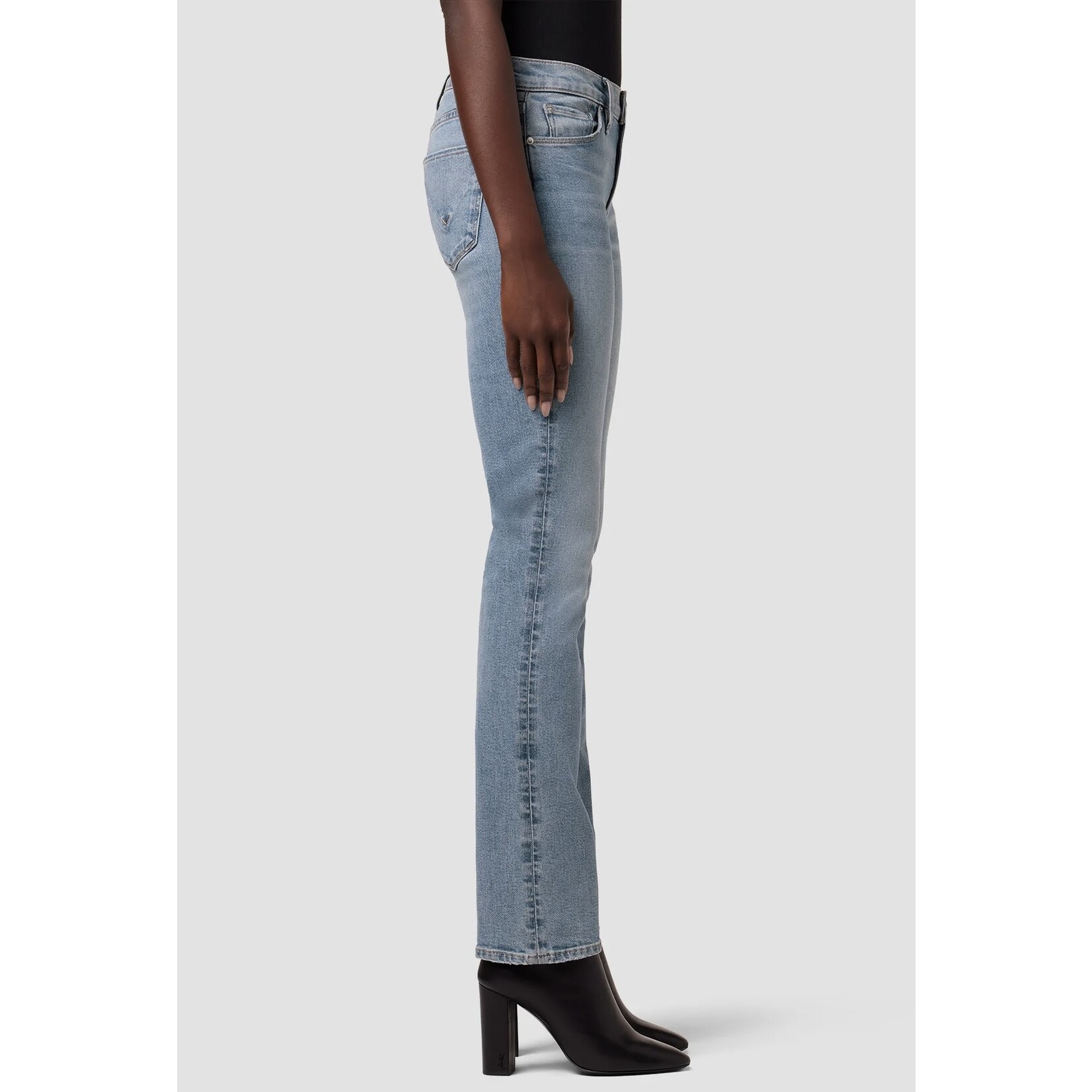 Hudson NICO MID-RISE STRAIGHT ANKLE W SLIT HEM in OASIS