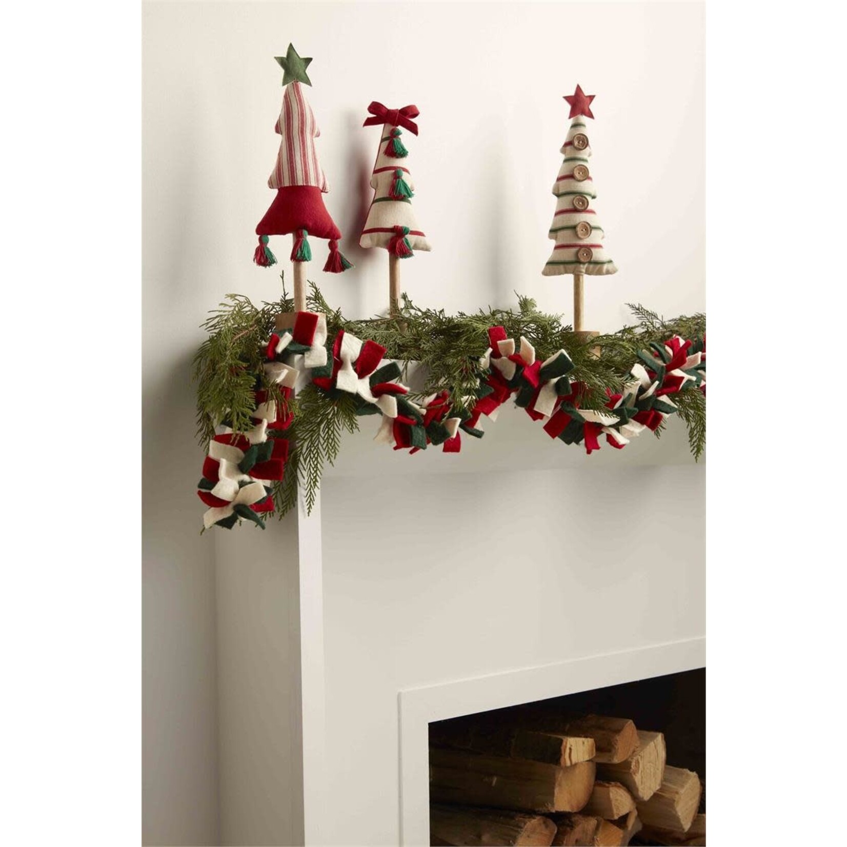 Mud Pie GREEN FELTED WOOL GARLAND